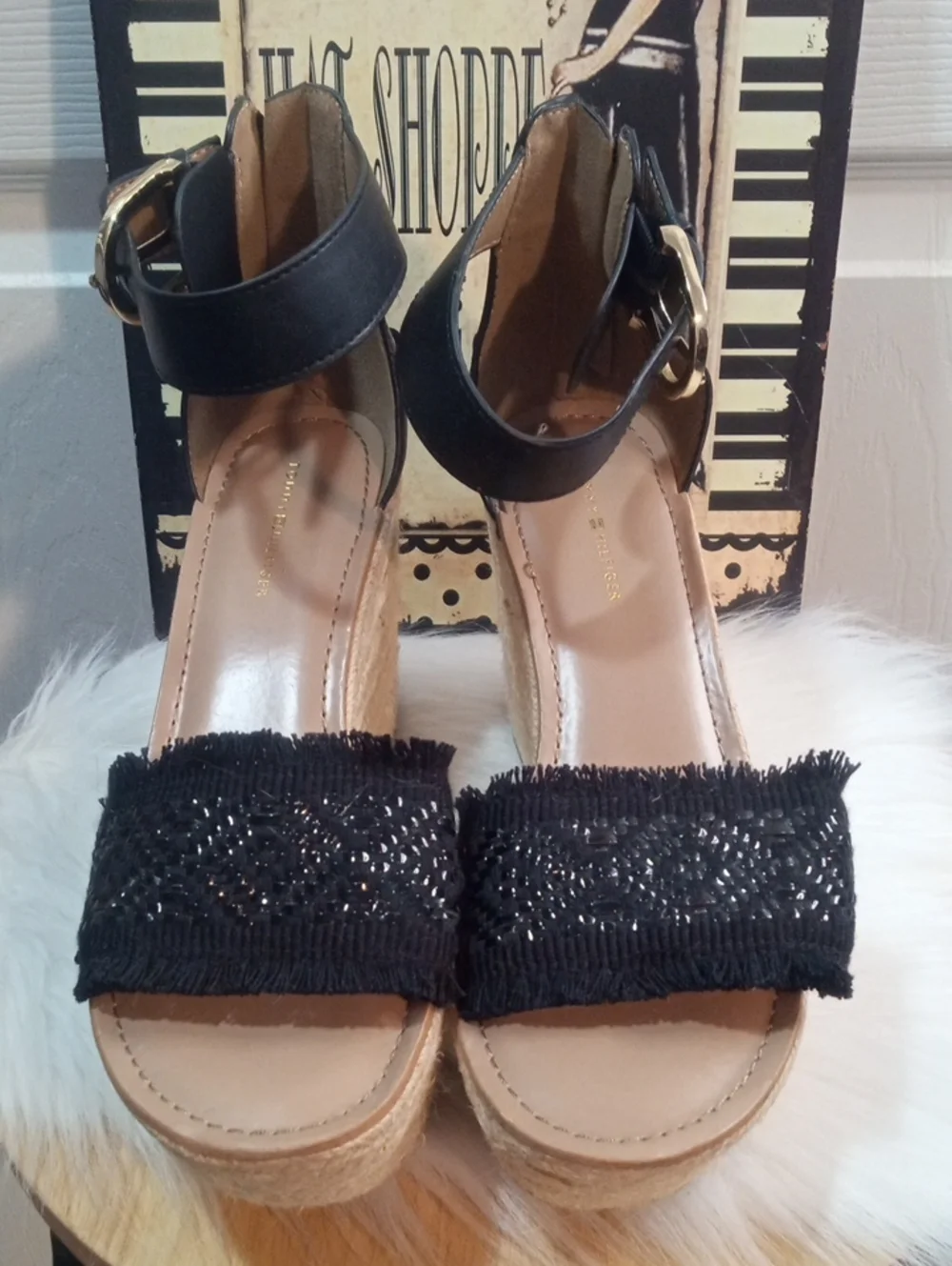 TOMMY HILFIGER TERRIN ESPADRILLE WEDGE SANDAL